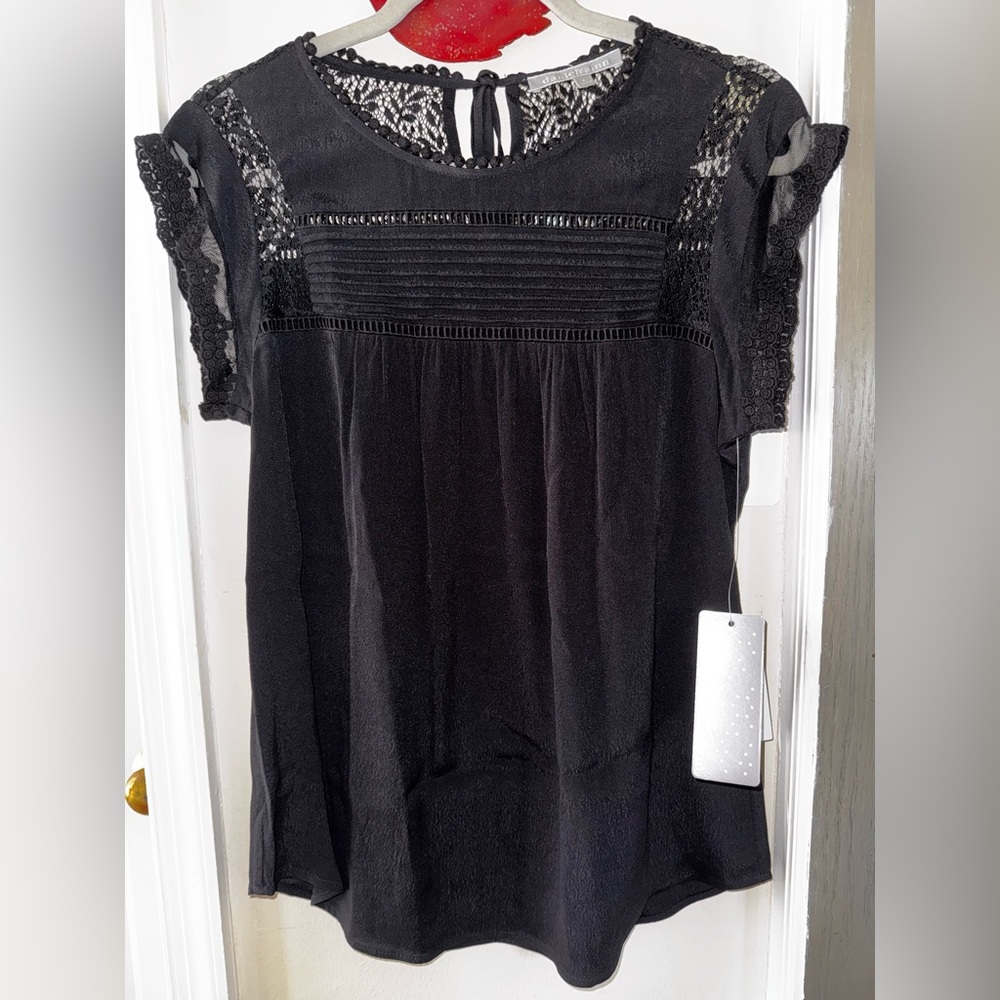 Daniel Rainn Black Lace Trim Shirt
